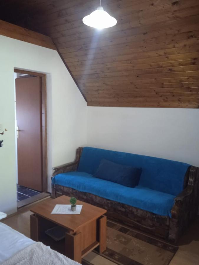 Apartman Nino Tounj Екстериор снимка