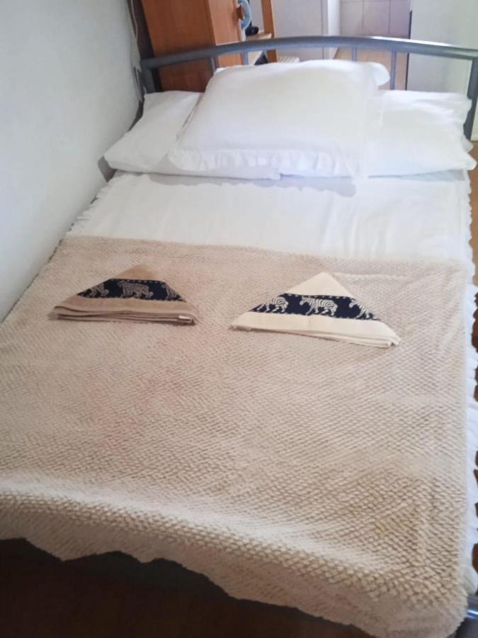 Apartman Nino Tounj Екстериор снимка